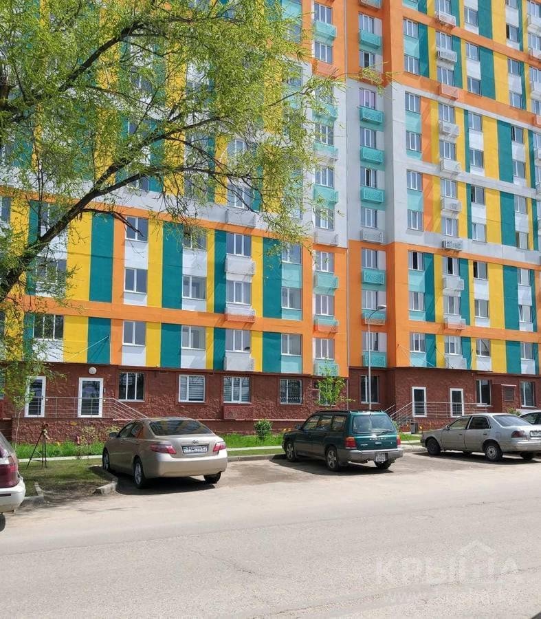 Akvarel Apartment Near Adk アルマトイ エクステリア 写真